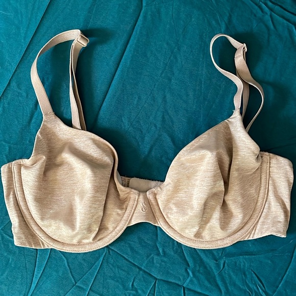 Victoria Secret UNLINED, underwire semi Demi silky smooth bra, 34D - Picture 1 of 9